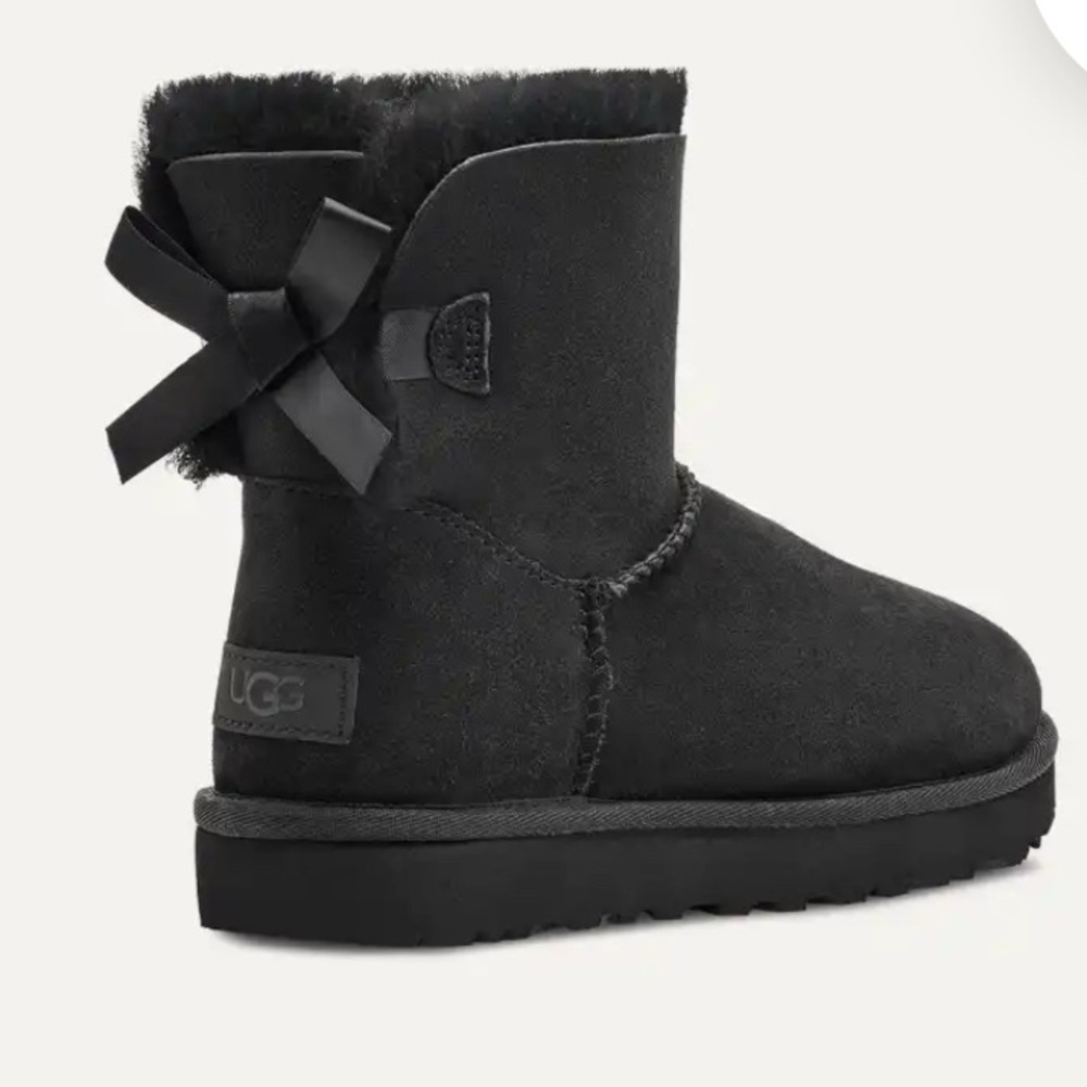 UGG Mini Bailey Bow boots - black - women 7